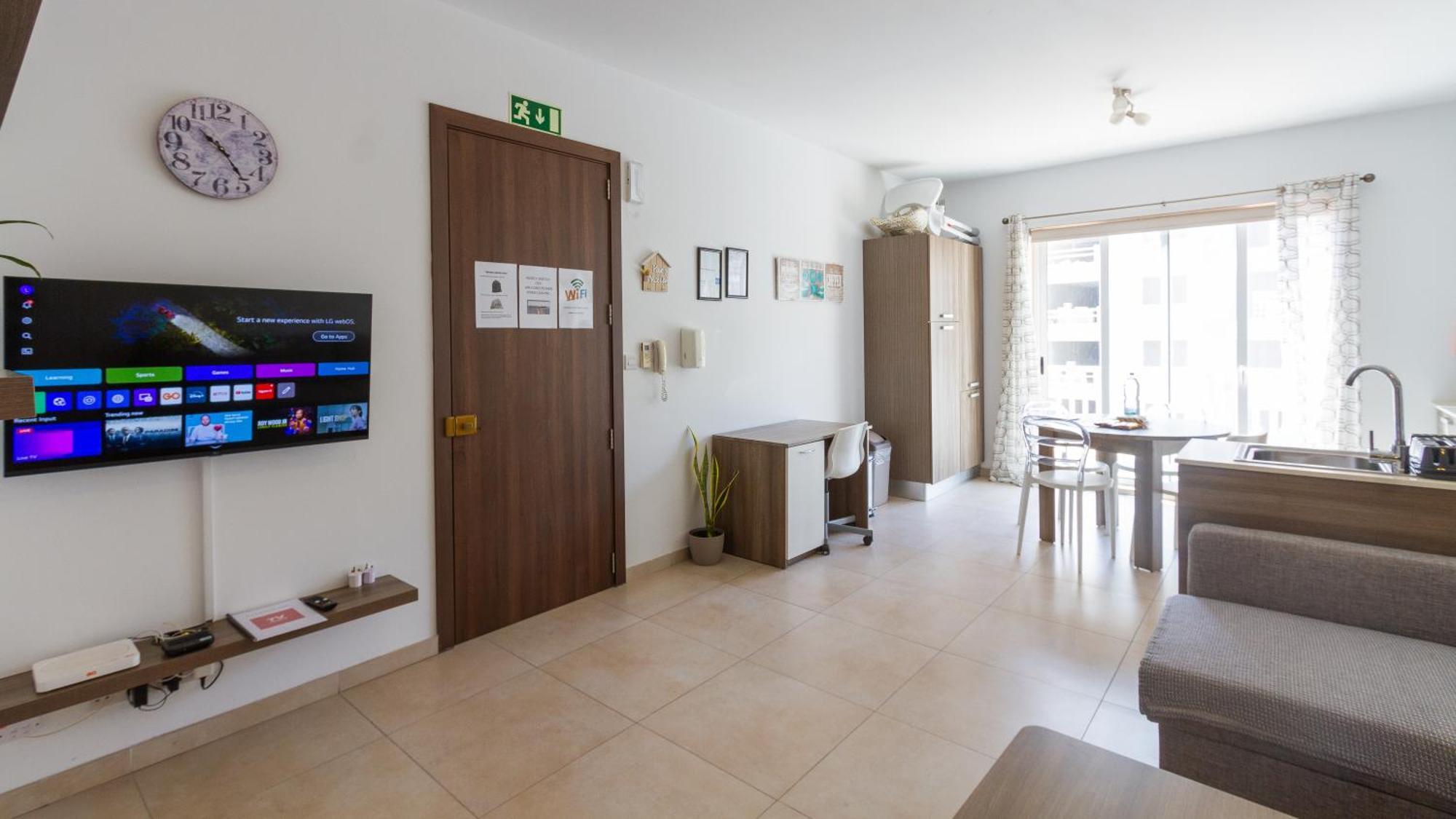 Modern & Central 2 Bedroom & 2 Bathrooms Apartment ムサイダ エクステリア 写真