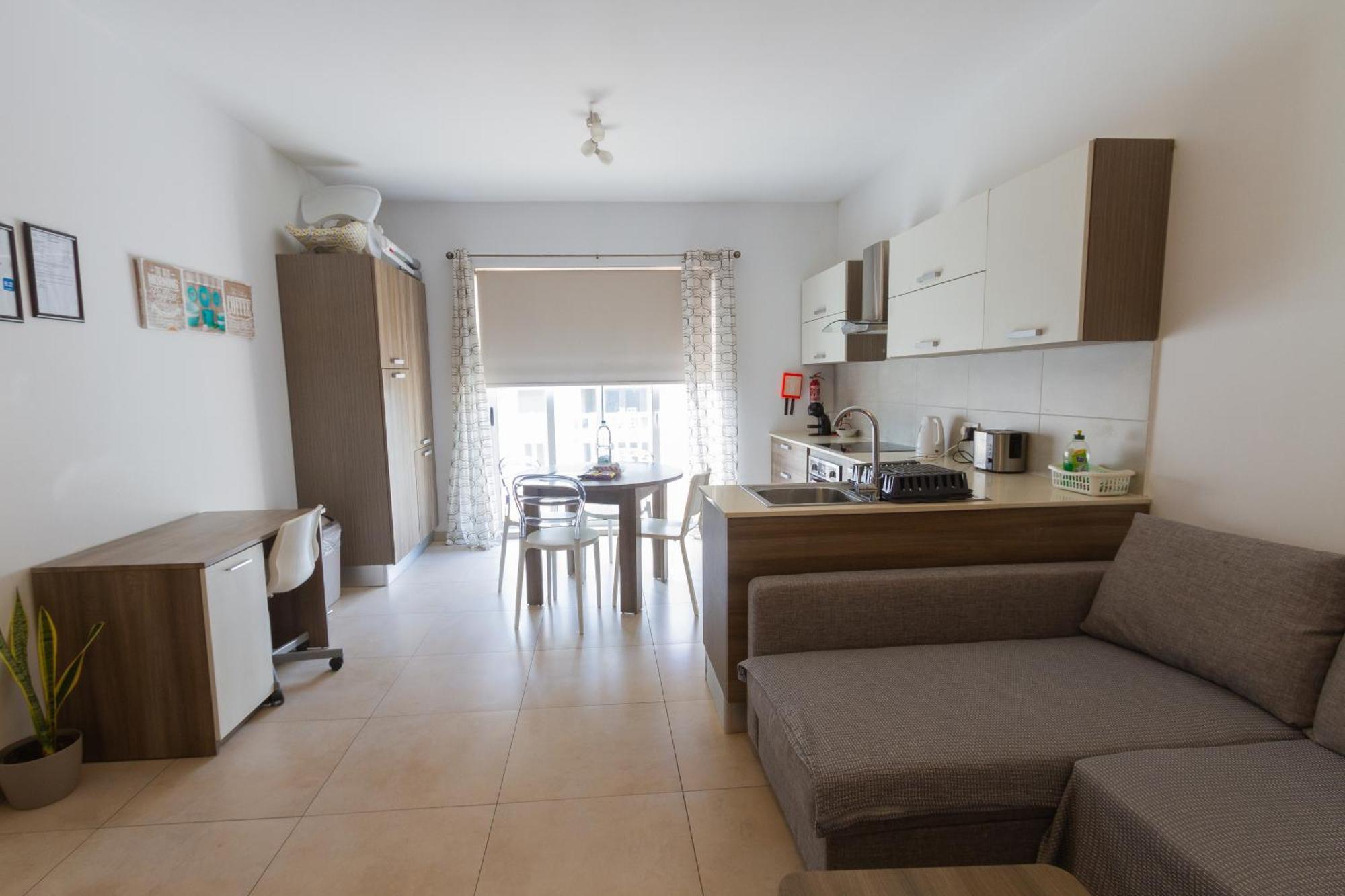 Modern & Central 2 Bedroom & 2 Bathrooms Apartment ムサイダ エクステリア 写真